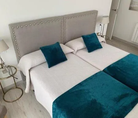 Nardos Apartmán Llanes